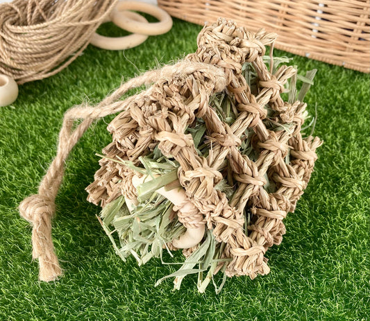 Birdhouse Nibble - Nibble & Knots