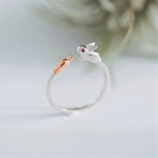 Bunny With Carrot Ring